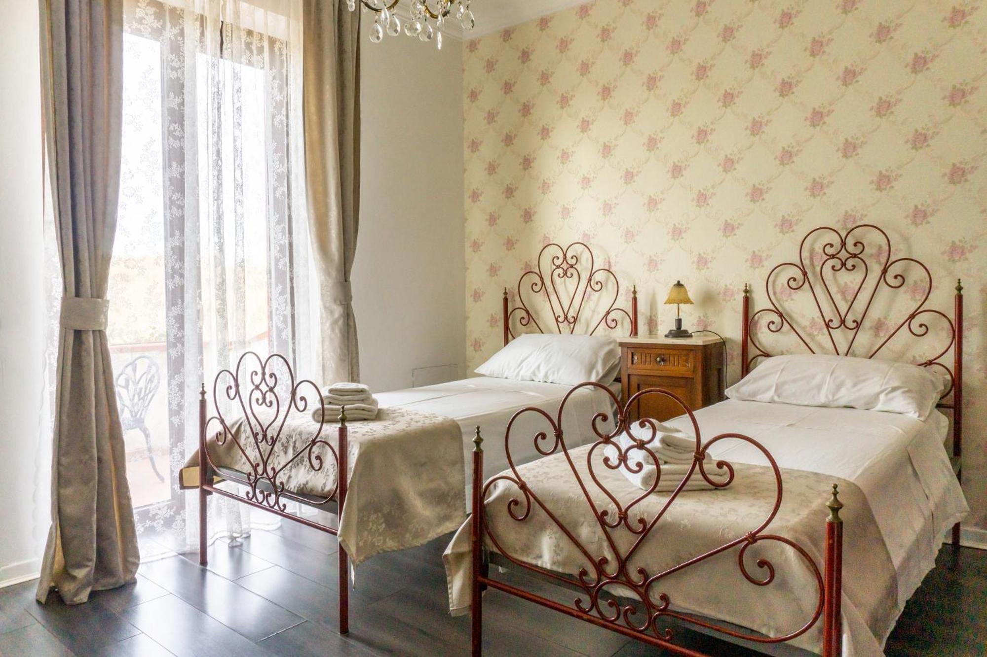 Villa Nerone B&B Lorenzana 外观 照片
