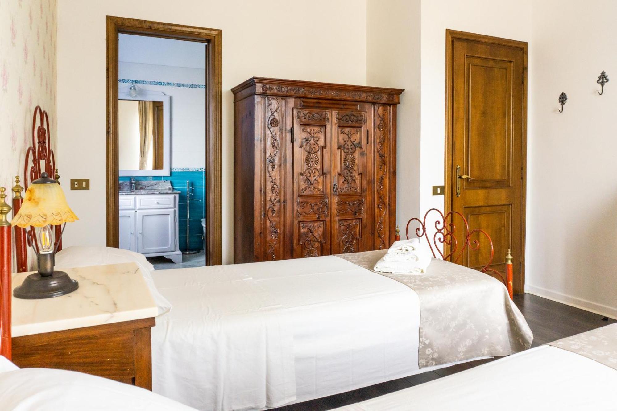 Villa Nerone B&B Lorenzana 外观 照片