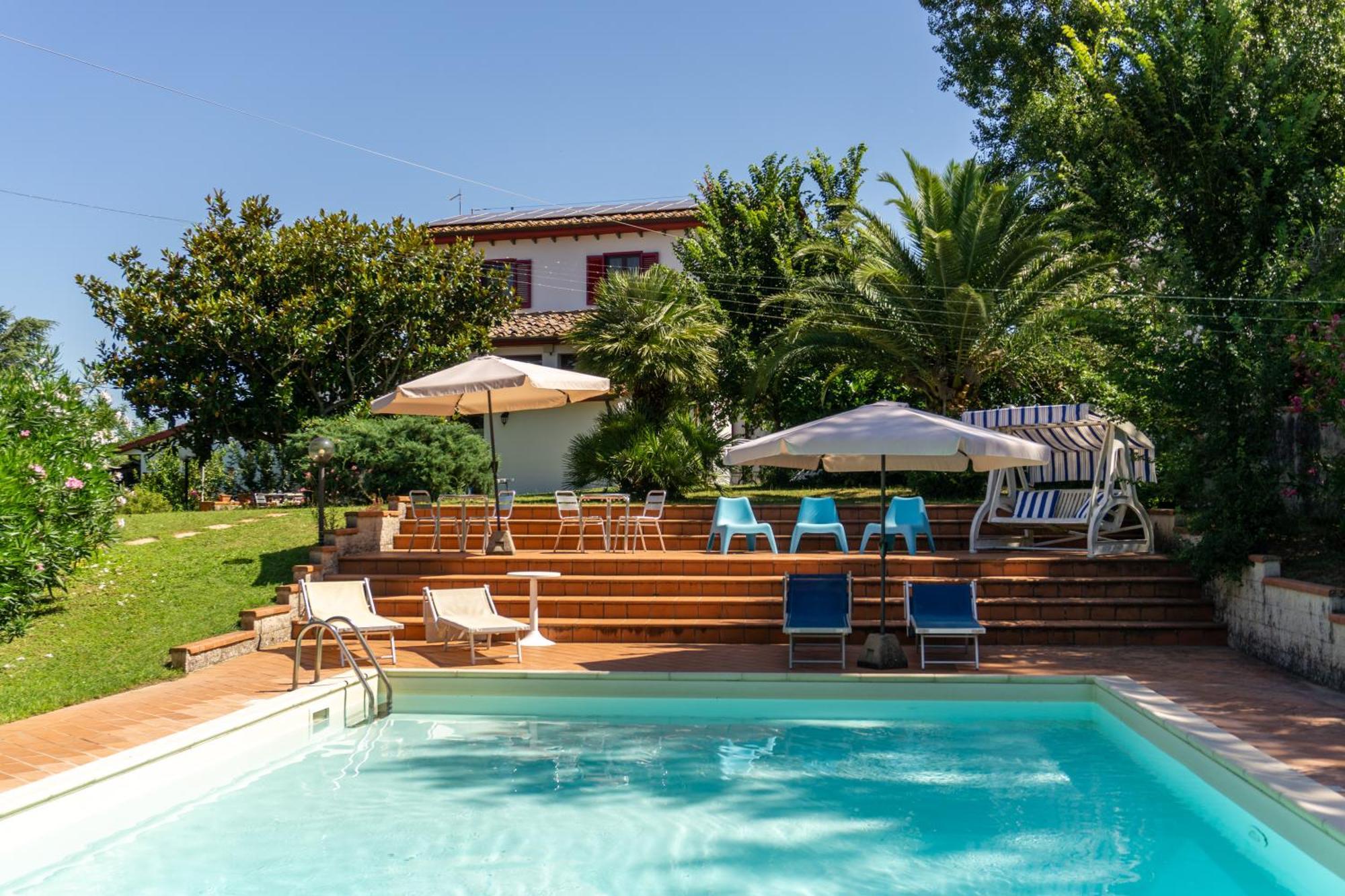 Villa Nerone B&B Lorenzana 外观 照片