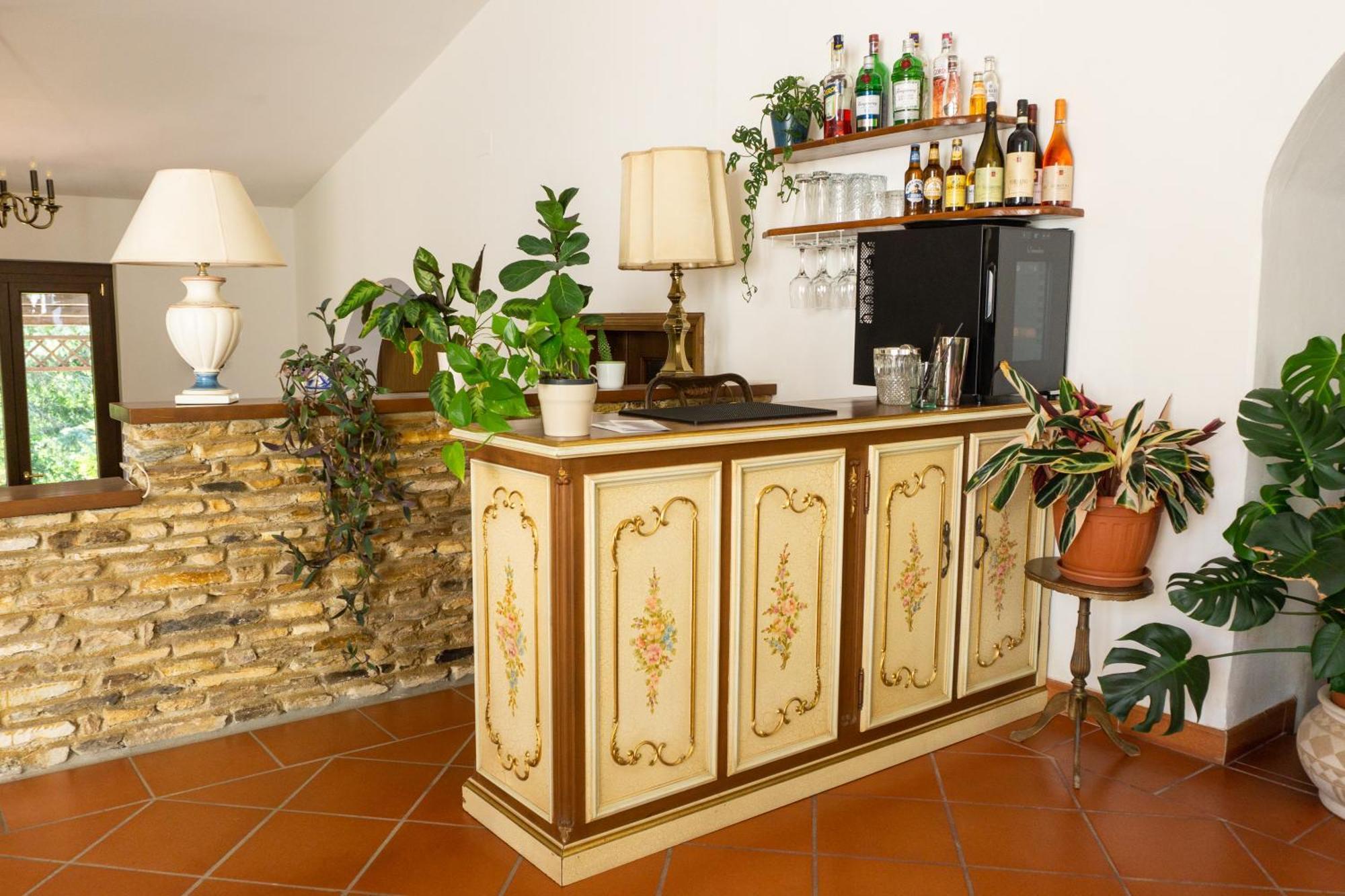 Villa Nerone B&B Lorenzana 外观 照片